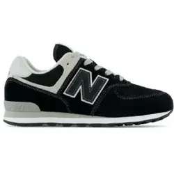 New Balance 574 Sneaker grau|schwarz 40 EU - Sportliche Sneaker in Größe 40, mit leicht profiliertem Gummiprofil für optimalen Halt und Komfort, ideal für den Alltag und Freizeitaktivitäten.