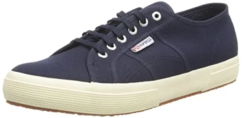 Superga Sneaker Cotu Classic 2750 dunkelblau/navy Damen, Größe Euro (US): 37,5 (7) - Der Superga Cotu Classic 2750 ist ein zeitloser Sneaker aus hochwertiger Baumwolle. Mit seiner vulkanisierten Sohle und veganen Materialien bietet er Komfort und Stil für jeden Anlass.