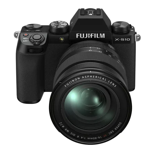 Produktbild Fujifilm X-S10 mit XF 16-80mm 4.0 R OIS WR