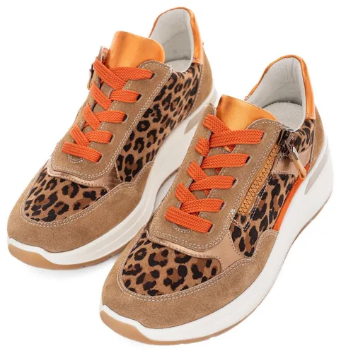 Ara GARDA Keilsneaker - Sportliche Plateausneaker in H-Weite - Sneaker mit Wechselfußbett in H-Weite für optimalen Komfort, atmungsaktiv und ideal für Alltag und Freizeit. Trendige animal-print Optik in beige-orange.