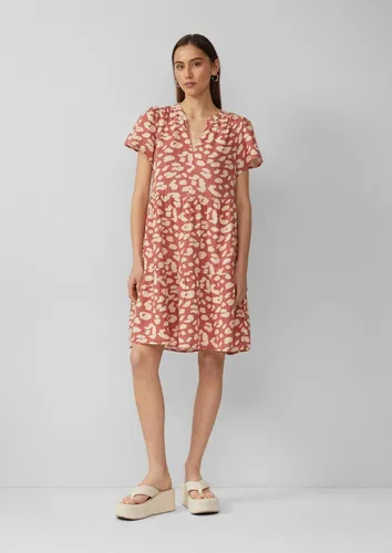 QS Volantkleid aus Musselin Papaya 40 - Damen-Kleider mit regulärer Passform und gerafftem Detail, aus leichter Baumwolle mit Alloverprint, perfekt für warme Tage.