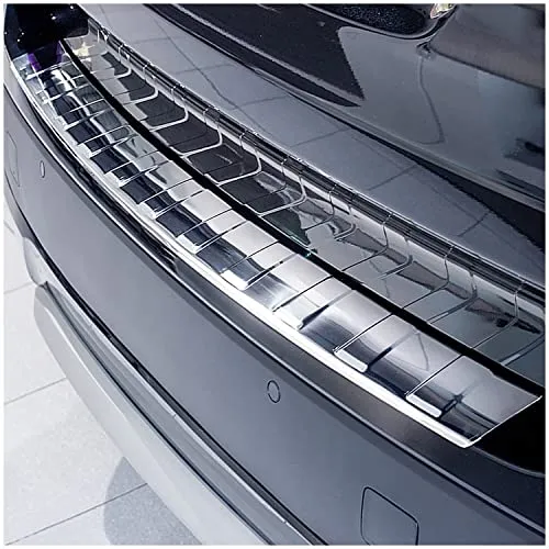 teileplus24 Ladekantenschutz L632 V2A Edelstahl für BMW X3 E83 - Hochwertiger Edelstahl Ladekantenschutz für BMW X3 E83 (2006-2010), bietet perfekten Schutz vor Kratzern und Beschädigungen mit einfacher Montage dank vormontiertem 3M Klebeband und Video-Anleitung.