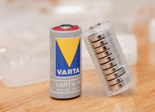 Varta V74PX Alkaline Batterie 30x11,7mm