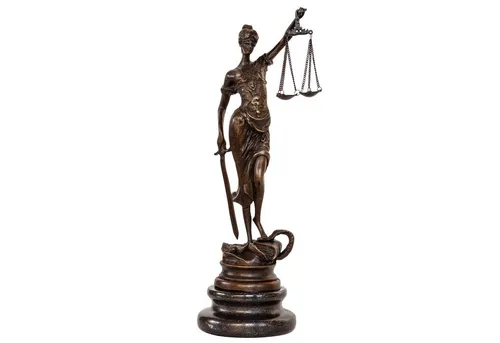 Aubaho Bronzeskulptur Justitia - Antike Dekofigur - Massive Bronze-Skulptur der Göttin der Gerechtigkeit auf Steinplinthe, ideal für Kanzleien. Handgearbeitet für ein authentisches antikes Erscheinungsbild. Maße: 8 x 24 x 8 cm, Gewicht: 0,8 kg.