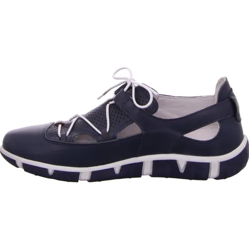 Manitu Sandale blau 44 EU - Wanderschuhe in Größe 44, sportlicher Stil mit kontrastfarbenen Details und strapazierfähigem Nubukleder für optimalen Tragekomfort bei Outdoor-Aktivitäten.