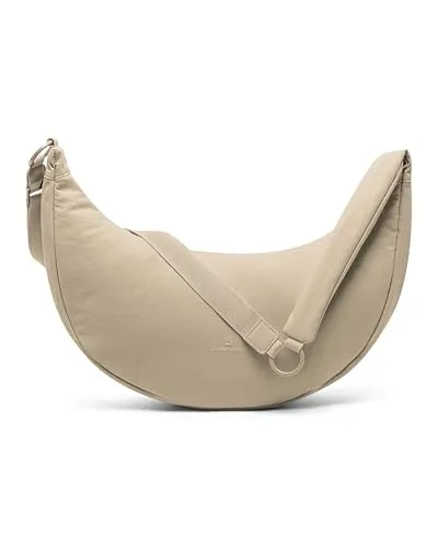 Johnny Urban Lou Large Crossbody Bag Damen Beige - Vielseitige Halbmond Schultertasche - Moderne Halbmond Umhängetasche mit abnehmbarem Strap und praktischem Flaschenfach. Ideal für Alltag, Uni oder Freizeit – robust, wasserabweisend und gut organisiert.