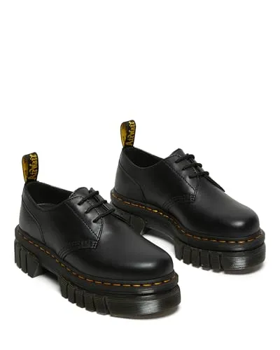 Dr. Martens Mädchen Schnürhalbschuhe Schwarz, 40 EU - Damen-Schnürhalbschuhe aus hochwertigem Glattleder, robust und stylisch für jeden Anlass.