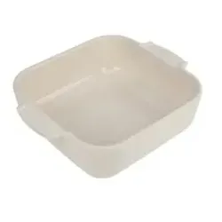 Peugeot APPOLIA Keramik Auflaufform quadratisch 21 x 21 cm - Auflaufform aus robustem Keramik, hält Speisen bis zu 30 Minuten warm und ist ideal für kleine Gerichte. Vielseitig einsetzbar: tiefkühl- und mikrowellengeeignet.