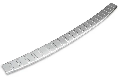 RECAMBO Ladekantenschutz für BMW X3 (G01 F97 G08) - Abdeckblenden für optimalen Schutz der Stoßstange und edle Optik. Der V2A Edelstahl Ladekantenschutz ist 100% passgenau, schützt vor Kratzern und lässt sich einfach montieren.