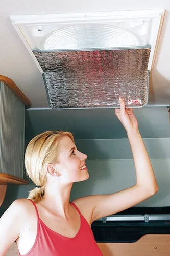 Fiamma Thermo Vent Isolierverdunkelung 40x40 cm - Isolier- und Verdunkelungsrollo für Oberlichter im Camper, sorgt für optimale Temperaturregulierung und Privatsphäre.