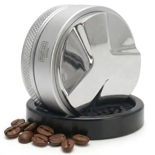 scarlet espresso | Distributor „Grande TRE“ für gleichmäßige Kaffeeverteilung - Verbessern Sie die Kaffeequalität mit dem Distributor „Grande TRE“: Gleichmäßige Verteilung des Kaffeepulvers im Siebträger für optimale Extraktion. Ideal für Baristas und Gastronomie, sorgt für konsistente Ergebnisse.