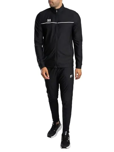 Trainingsanzug UNDER ARMOUR UA M CHALLENGER TRACKSUIT - Sportanzug für Herren, ideal für Fußballspieler. Hält warm und ist aus atmungsaktivem, schnell trocknendem Polyester gefertigt.