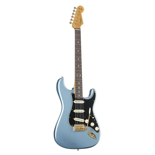 Fender 1965 Dual Mag Stratocaster Journeyman Aged Ice Blue Metallic E-Gitarre - Handgefertigte E-Gitarre aus dem Fender Custom Shop mit hochwertigem Eschenkorpus und Quartersawn-Ahornhals. Das Journeyman-Finish sorgt für einen einzigartigen Look und authentisches Spielgefühl.
