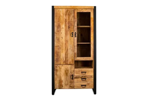Benoa Vitrinenschrank Britt – Mango Holz & Metallgestell - Die Vitrine Britt aus warmem Mangoholz und pulverbeschichtetem Stahlgestell verbindet industriellen Stil mit eleganter Ästhetik. Ideal für stilvolles Wohnen, bietet sie großzügigen Stauraum und eine elegante Präsentationsfläche.
