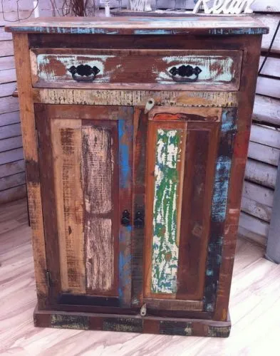 SIT Highboard Riverboat - Vintage aus recyceltem Altholz - Hochwertiges Highboard im Shabby Chic Design, handgefertigt aus einzigartigem recyceltem Altholz, das jedem Raum einen besonderen Charakter verleiht.