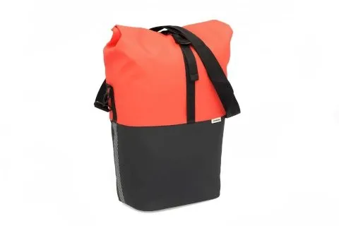 newlooxs Fahrradtasche Nyborg Einzeltasche 17 Liter in rot von New Looxs