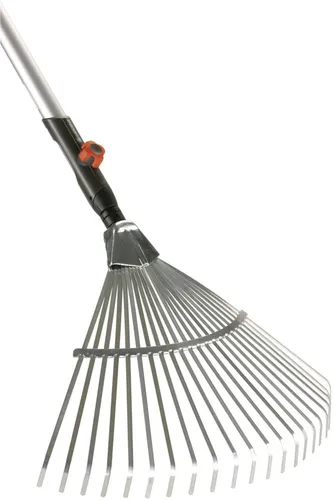 GARDENA combisystem-Fächerbesen-Sortiment 50cm - Fächerbesen mit 50 cm Arbeitsbreite und 130 cm Stiel, ideal für effizientes Kehren im Garten. Flexibel einsetzbar mit GARDENA combisystem.