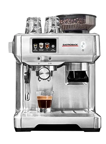 Gastroback Design Espresso Barista Touch - Siebträgermaschine mit intuitivem LCD-Touchpanel und Hochleistungs-Kegelmahlwerk für perfekten Kaffeegenuss. Ideal für individuelle Einstellungen und schnelle Zubereitung.