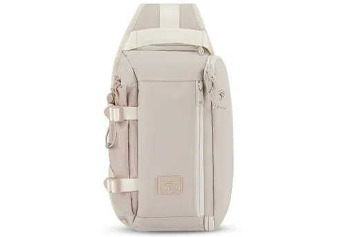 Johnny Urban Slingbag Charlie - Beige Crossbody Tasche für Damen und Herren - Sport & Outdoor-Aktivitäten: Reißfeste und langlebige Schultertasche mit verstecktem Geheimfach und Platz für eine Wasserflasche, ideal für Reisen und Wanderungen.