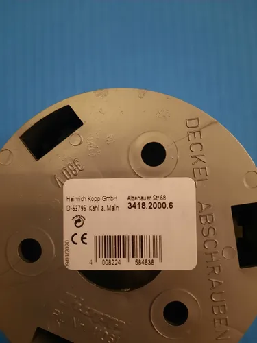 Anschlussdosen & Halterungen von Kopp