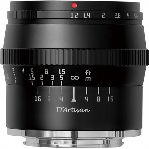TTArtisan 1.2/50mm Black für Sony E - Objektiv für Sony E-Mount mit einer maximalen Blende von f/1.2, ideal für kreative Portraits und beeindruckende Low-Light-Aufnahmen.