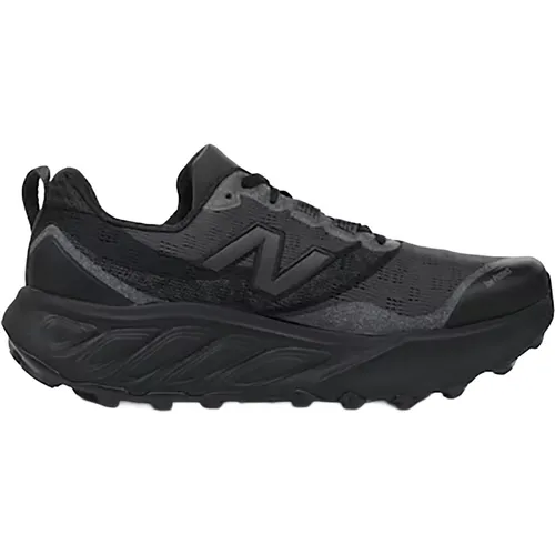 New Balance Hierro MTHIGLB9 - Robuster Trailrunning-Schuh in Schwarz - Laufschuhe für Trailrunning, bieten Komfort und Stabilität mit atmungsaktivem Obermaterial und griffiger Außensohle für sicheren Halt auf jedem Terrain.
