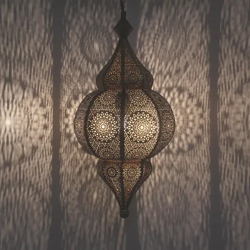 Orientalische Lampe Hayat in gold von Casa Moro