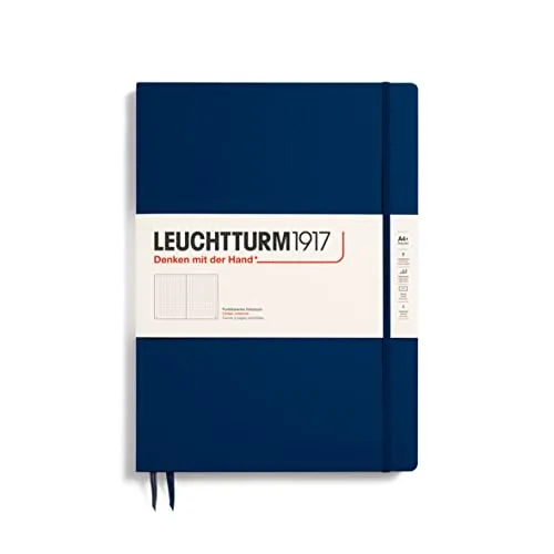Leuchtturm1917 Notizbuch 342929 Master A4, Marine - Notizbuch in A4 mit hochwertigem Hardcover, 60 gepunkteten Seiten und praktischen Features wie Inhaltsverzeichnis, 2 Lesezeichen und perforierten Seiten zum einfachen Heraustrennen.