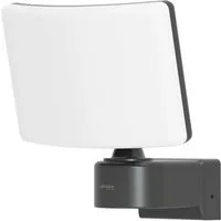 Oktaplex LED Außenstrahler Cali 3000K - Schwenkbar & Wetterfest - Leistungsstarker 26W LED Außenstrahler mit 2940 Lumen für eindrucksvolle Beleuchtung. Flexibel einstellbar und ideal für Terrassen oder Einfahrten. Robust und wetterfest (IP65) für dauerhaften Einsatz im Freien.