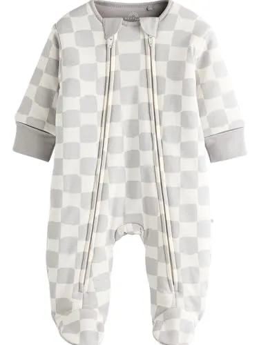 NEXT Baby Wattierter Schlafanzug 2,5 Tog Grau Karomuster 80-86 - Wattierter Baby-Schlafanzug aus 100% Baumwolle, ideal für warme Nächte. Mit Reißverschluss und integrierten Füßen für extra Komfort.