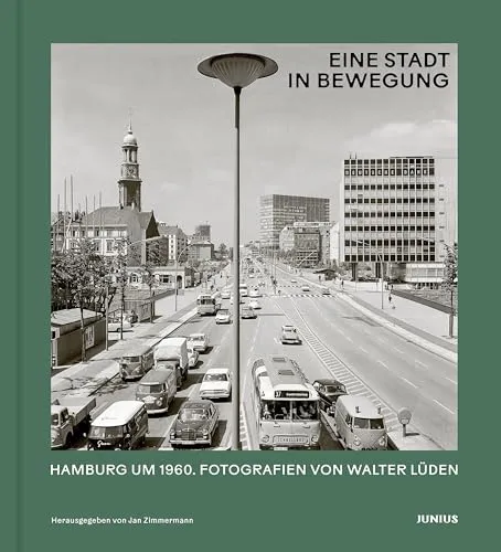 Eine Stadt in Bewegung: Walter Lüden's Hamburg - Fotografie über Hamburgs Transformation, festgehalten in beeindruckenden Mittelformataufnahmen der 1960er Jahre – ein Blick auf die pulsierende Stadt und ihre moderne Architektur.