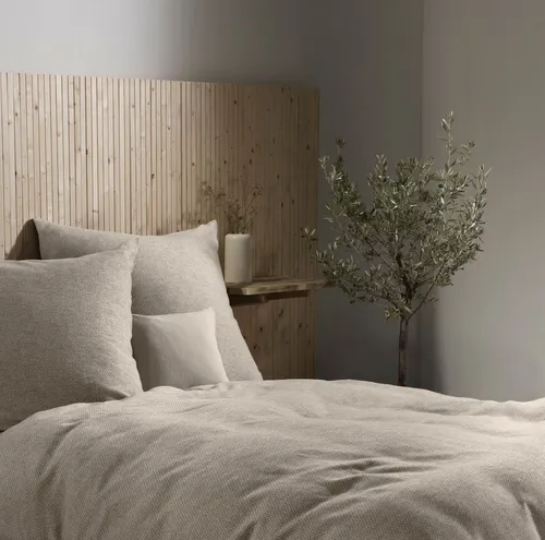 fleuresse Bettwäsche Lech Edelflanell 200x200 cm - Hochwertige Fleuresse Edelflanell Bettwäsche, warm und kuschelig, 100% Baumwolle, ideal für den Winter, pflegeleicht und hautsympathisch, mit Reißverschluss, Made in Green.