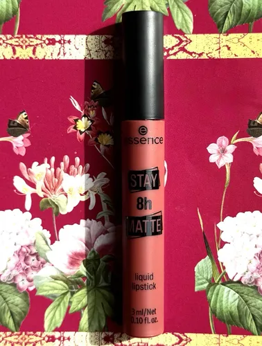 Essence Stay 8h Matte Liquid Lipstick 07 Let’s Chill