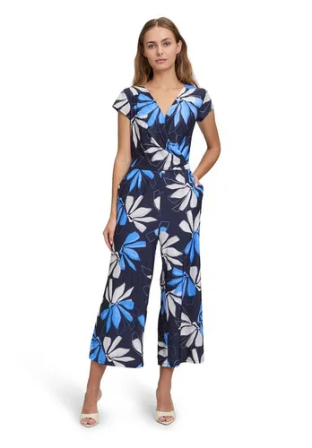 Betty&Co Sommerkleid blau 38 - Jumpsuit in elegantem Blau, aus 95 % Polyester und 5 % Elasthan für perfekten Sitz und Komfort an warmen Tagen.