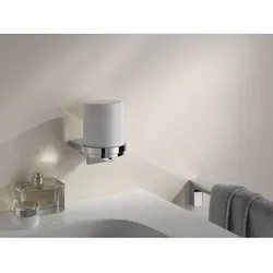 KEUCO Moll Seifenspender 12752010100 - 180 ml, verchromt/weiß - Seifenspender für Wandmontage, mit elegantem Design und langlebiger Oberfläche. Ideal für Flüssigseife, leicht zu reinigen und Made in Germany.