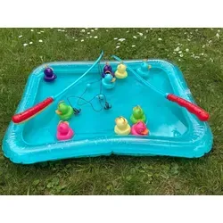 Entenangeln Spiel mit Planschbecken