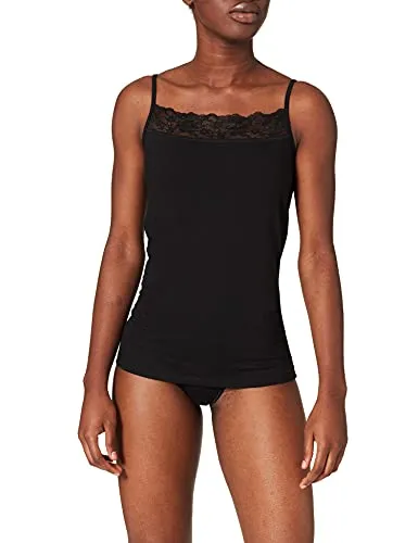 TRIGEMA Unterwäsche-Set mit Spitze - Elegantes Unterwäsche-Set in Stretch-Qualität mit klassischem Schnitt. Die modische Spitze am Bund und Ausschnitt sorgt für einen stilvollen Look und hohen Tragekomfort.