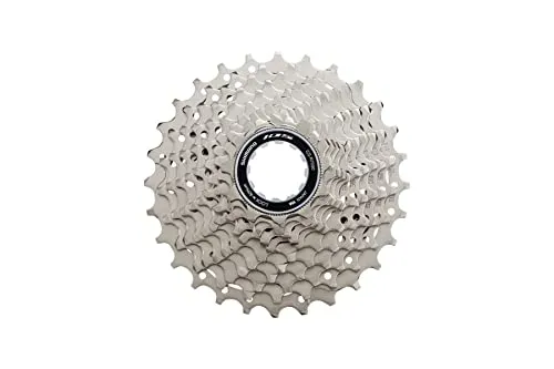 Shimano 105 Kassette CS-R7000 11-30 Zähne - Ketten & Kassetten – Präzise Schaltvorgänge für Rennräder und Gravelbikes, ideal für anspruchsvolle Anstiege und schnelle Abfahrten mit langlebigen Stahlritzeln.