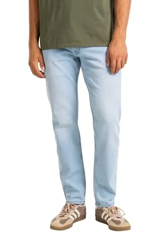 Reell Barfly Light Blue Stone 2 30/32 - Stylische Jeans - Moderne Jeans in Light Blue Stone, perfekt für jeden Anlass. Die bequeme Passform sorgt für hohen Tragekomfort und lässigen Look.