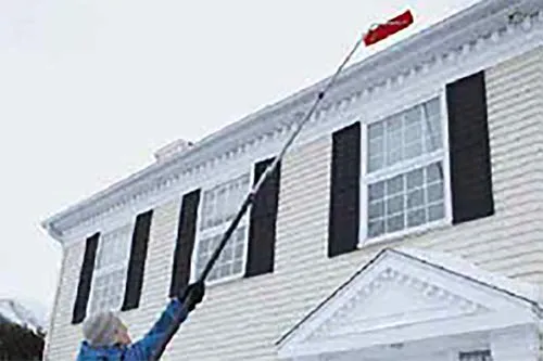 Dachräumer Schneeräumer für Dach/Wintergarten oder LKW Dach 2,28 bis 5 Meter mit Stange und dem Grip Protector von Axis Line
