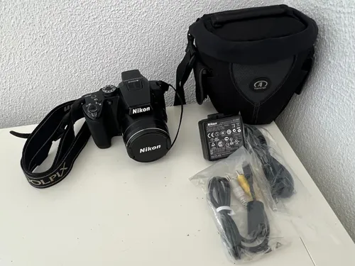 Nikon COOLPIX P500 12.1MP Digitalkamera 36x Superzoom