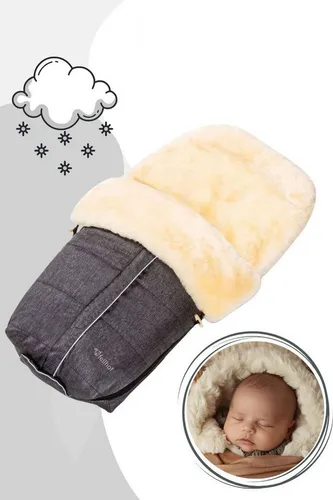 Fellhof Fußsack Lammfell Aspen – Komfort für jede Jahreszeit - Fußsäcke für Kinderwagen, aus 100% Merino-Lammfell mit temperaturregulierenden Eigenschaften und wind- sowie wasserabweisendem Außenmaterial für optimalen Schutz.