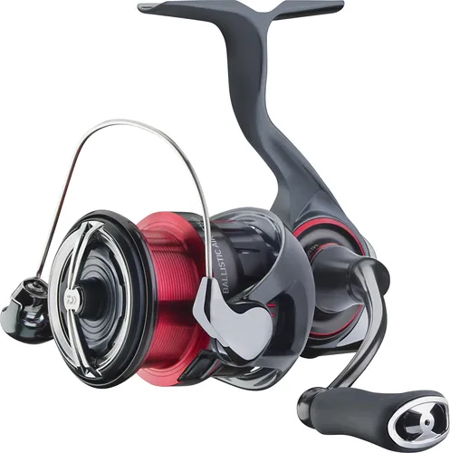 Daiwa 25 BALLISTIC AIR LT PC3000 - Angelrollen – Ultraleichte Spinnrolle mit AIRDRIVE Design für optimale Wurfkontrolle und herausragende Sensitivität, ideal für anspruchsvolle Angler.