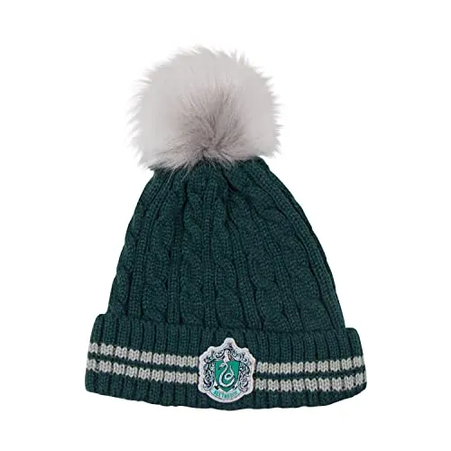 Cinereplicas Harry Potter Pomponmütze Slytherin – Offizielle Lizenz - Stylische Unisex-Mütze für Fans von Harry Potter, ideal für kalte Tage. Offiziell lizenziertes Produkt mit hochwertiger Verarbeitung und trendigem Design. Perfekt für jedes Slytherin-Mitglied!