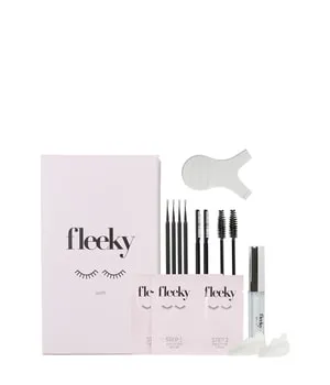 fleeky Lashlift Kit – Perfekter Augenaufschlag - Wimpernlaminierung für einen voluminösen Look! Das Set enthält alles für ein professionelles Wimpernlifting, das bis zu 6 Wochen hält.