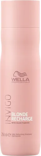 Wella Invigo Blond Recharge Cool Blonde Color Refreshing Shampoo 250ml - Shampoos - Frischt die Leuchtkraft von Blondtönen auf, verhindert Gelbstich und sorgt für geschmeidiges Haar. Ideal für coloriertes und aufgehelltes Blond.
