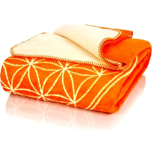 Glart Kuscheldecke Blume des Lebens orange-ecru XL 150x200 cm - Tragbare Decken, extra flauschig und wärmespendend – ideal für Zuhause und unterwegs, auch für Allergiker geeignet dank Ökotex Standard 100.