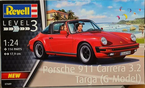 Revell Model Set Porsche 911 Carrera 3.2 Targa Bausatz - Modellbausatz für den legendären Porsche 911 Carrera 3.2 Targa, 114 Teile für präzisen Detailbau und ein tolles Bastelerlebnis.