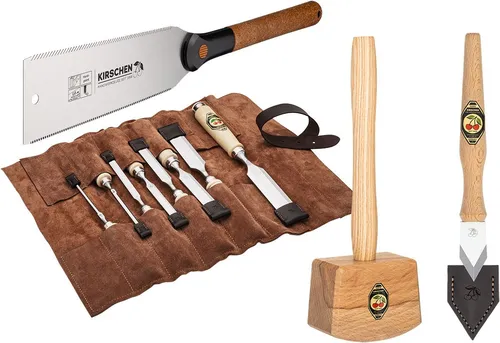 KIRSCHEN WOODWORKER Essentials Set 3 - Stechbeitelsatz mit Ledertasche - Praktisches 8-teiliges Stechbeitel-Set für Holzarbeiten, inklusive Ledertasche mit 12 Fächern. Ideal für die sichere Lagerung und den Transport von Werkzeugen. Hochwertige Klingen aus Werkzeugstahl für präzise Schnitte.