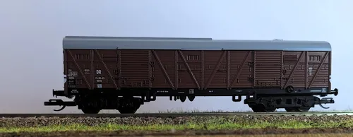 TT Gedeckter Güterwagen GGrhts der DR Ep.III Tillig 18115